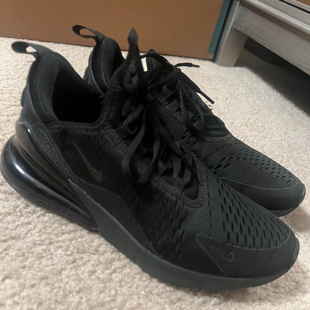 Nike Air Max 270